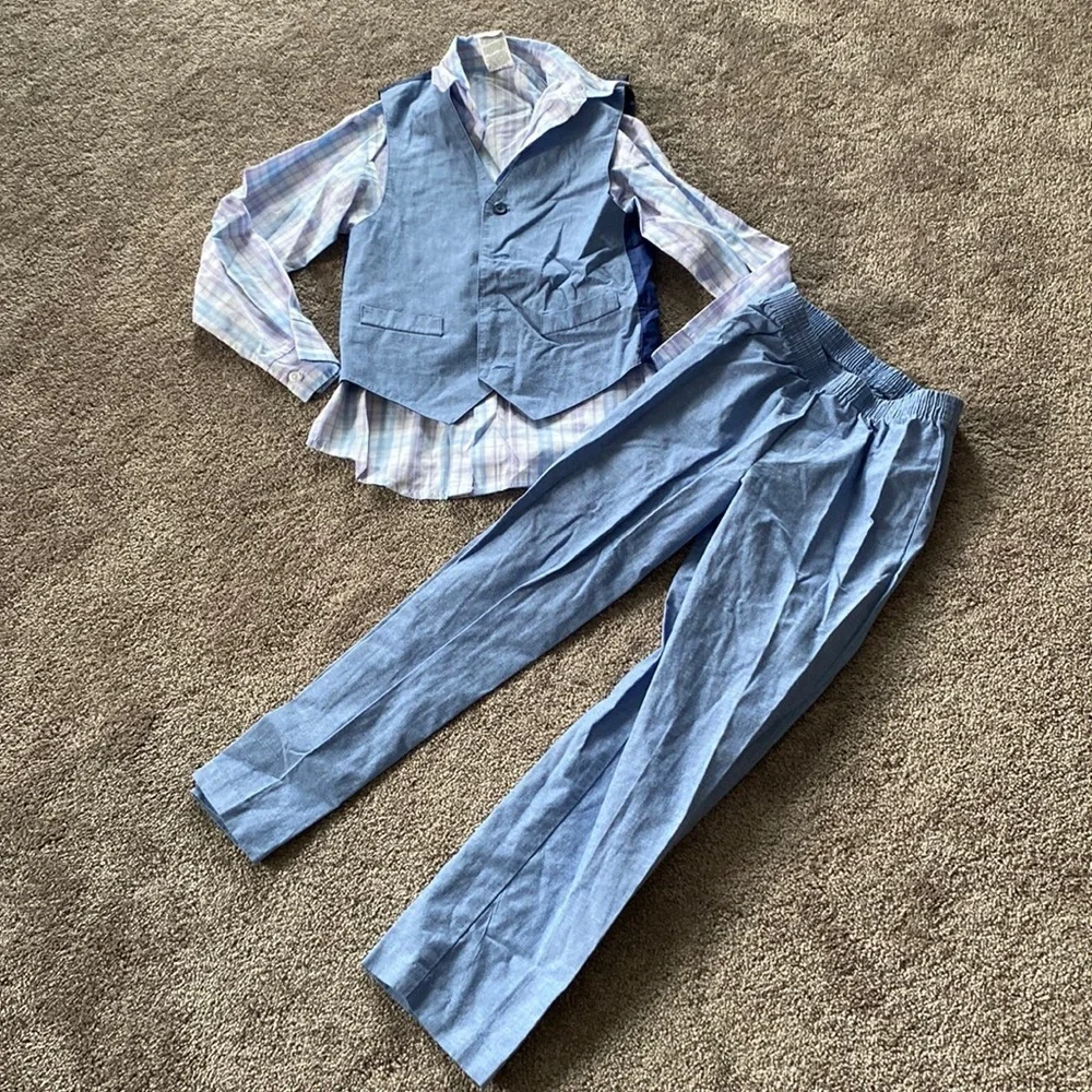 Van Heusen Blue Plaid Shirt Vest Dress Pants 3 Piece Suit Set SIZE 8